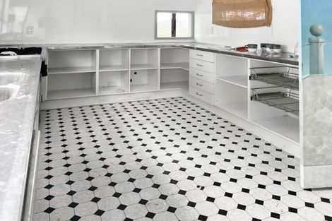 Photo of property in 337a Clarks Beach Road, Clarks Beach, Pukekohe, 2679