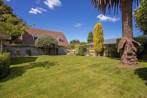 Photo of property in 827b Main North Road, Belfast, Christchurch, 8051