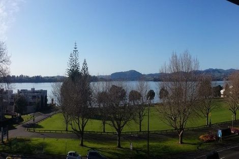 Photo of property in 283 Devonport Road, Tauranga, 3110