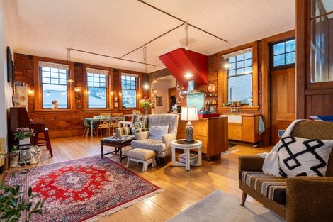 Photo of property in 247 Ravensbourne Road, Ravensbourne, Dunedin, 9022