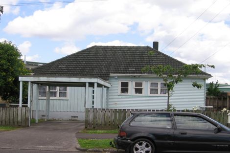 Photo of property in 43 Victor Street, Avondale, Auckland, 1026
