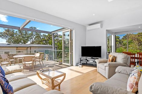 Photo of property in 6 Wendy Hood Way, Snells Beach, 0920