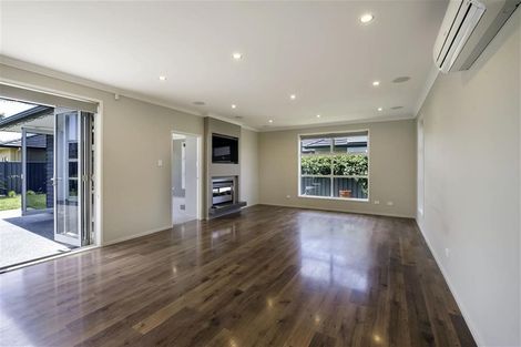 Photo of property in 4 Akaroa Road, Poraiti, Napier, 4112