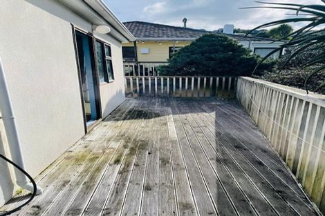 Photo of property in 536 Broadway, Strathmore Park, Wellington, 6022