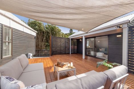 Photo of property in 50 Viewmont Drive, Harbour View, Lower Hutt, 5010