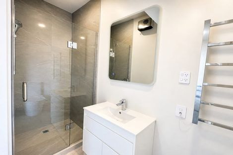 Photo of property in 32 Puwha Street, Massey, Auckland, 0614