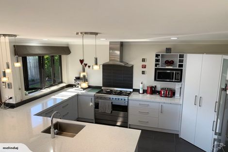 Photo of property in 4 Manhattan Court, Kelvin Grove, Palmerston North, 4414