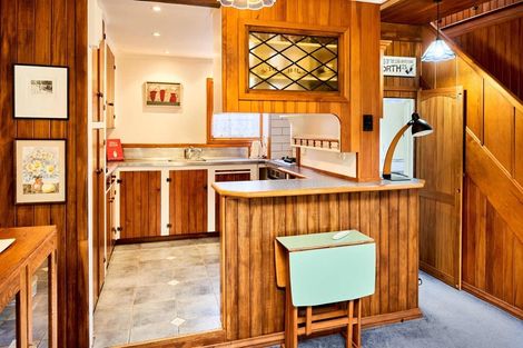 Photo of property in 25 Mahoe Street, Eastbourne, Lower Hutt, 5013