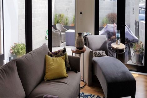 Photo of property in 59a Wellington Road, Kilbirnie, Wellington, 6022