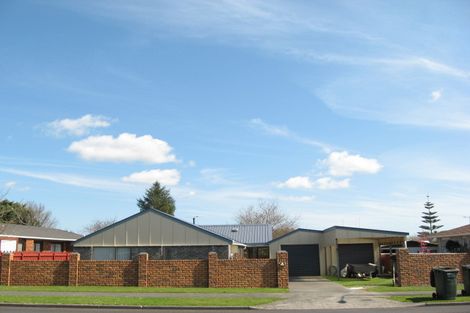 Photo of property in 115 Heta Road, Highlands Park, New Plymouth, 4312