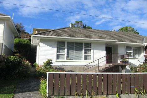 Photo of property in 2 Thurleigh Grove, Karori, Wellington, 6012