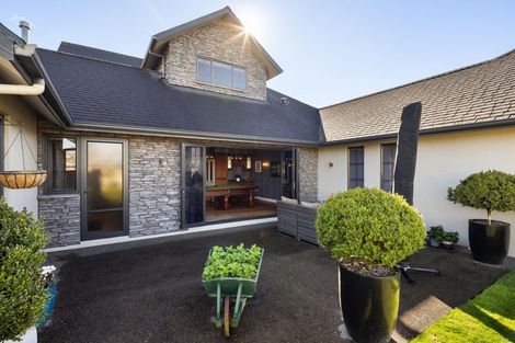 Photo of property in 10 Peninsula Point, Huntington, Hamilton, 3210