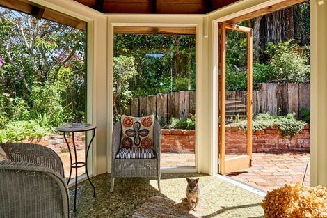 Photo of property in 8 Westhill Road, Point Howard, Lower Hutt, 5013