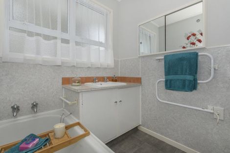 Photo of property in 24 Highfield Crescent, Brookfield, Tauranga, 3110