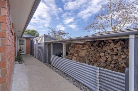 Photo of property in 71 North Terrace, Darfield, 7510