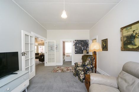 Photo of property in 89 Bridge Street, Bulls, 4818