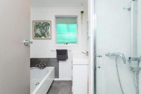 Photo of property in 91 Apollo Parade, Milson, Palmerston North, 4414