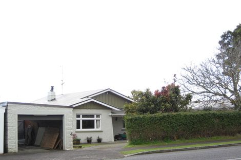 Photo of property in 28 Dorset Avenue, Westown, New Plymouth, 4310