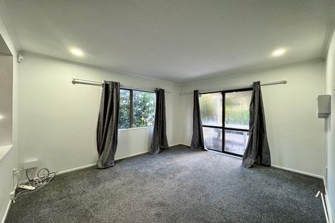 Photo of property in 11 Goodwood Drive, Goodwood Heights, Auckland, 2105