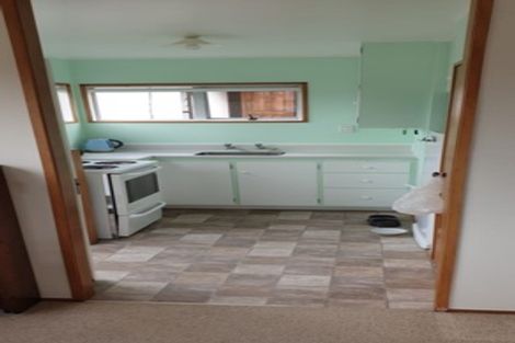 Photo of property in 3/250 Onewa Road, Birkenhead, Auckland, 0626