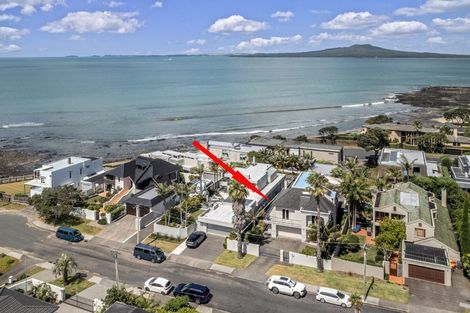 Photo of property in 31 Ocean View Road, Milford, Auckland, 0620