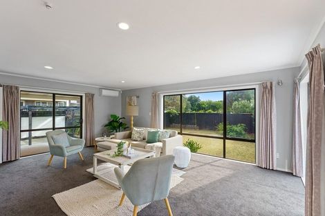 Photo of property in 167 Tutere Street, Waikanae Beach, Waikanae, 5036