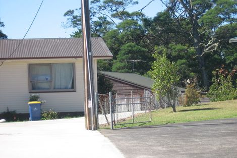 Photo of property in 2/23 Kuaka Place, New Lynn, Auckland, 0600