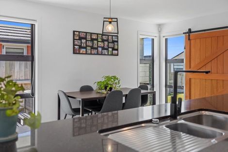 Photo of property in 80 Dunkeld Drive, Papamoa, 3118