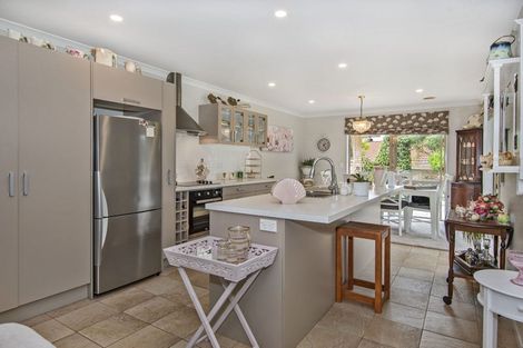 Photo of property in 18 Lochiel Place, Te Kamo, Whangarei, 0112