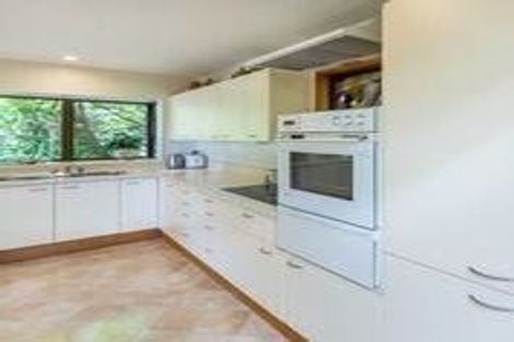 Photo of property in 9 Sherwood Lane, Cashmere, Christchurch, 8022