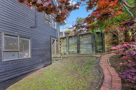 Photo of property in 2/54 Mcdowell Crescent, Hillcrest, Auckland, 0627