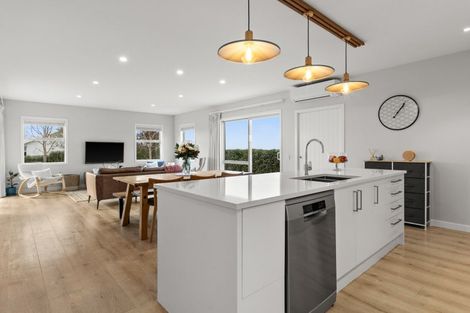 Photo of property in 22 Quarry Ridge, Poraiti, Napier, 4182