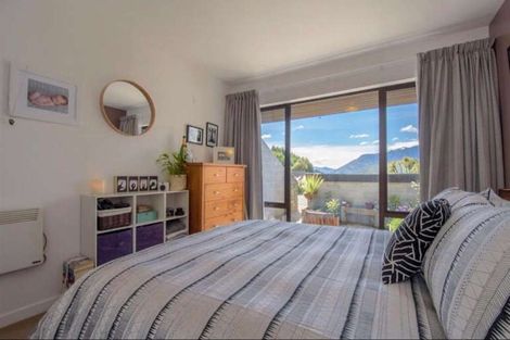 Photo of property in Alpine Meadows Apartments, 135u Fernhill Road, Fernhill, Queenstown, 9300