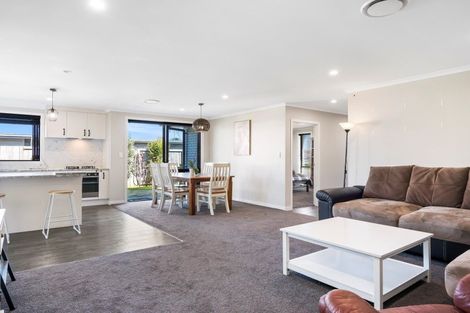 Photo of property in 82 Puhirake Crescent, Pyes Pa, Tauranga, 3112