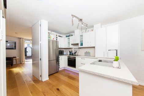 Photo of property in 8/46 West View Road, Westmere, Auckland, 1022