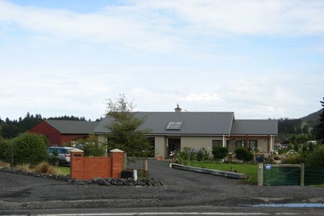 Photo of property in 19 Wavy Knowes Drive, Waldronville, Dunedin, 9018