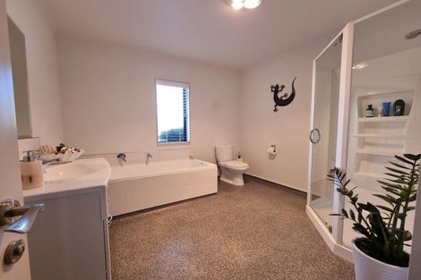 Photo of property in 10 Westvale Drive, Greymouth, 7805