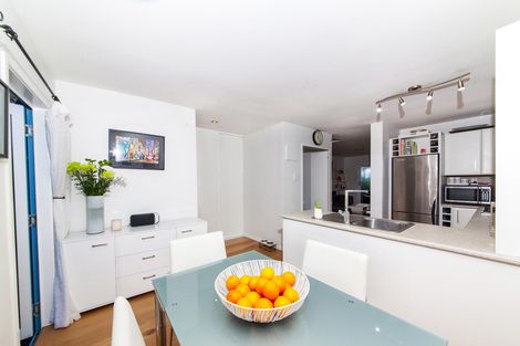 Photo of property in 8/46 West View Road, Westmere, Auckland, 1022