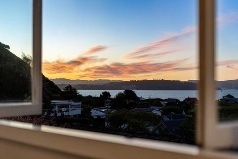 Photo of property in 31a Nikau Street, Eastbourne, Lower Hutt, 5013