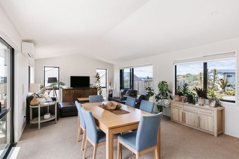 Photo of property in 12 Brendan Close, Omokoroa, 3114