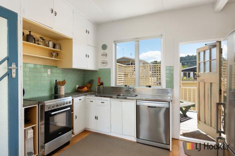 Photo of property in 7 Savage Avenue, Waihi Beach, 3611