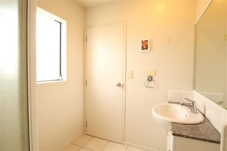Photo of property in 18/18 Alicante Avenue, Hillpark, Auckland, 2102