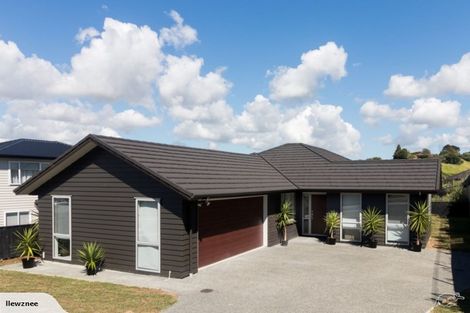 Photo of property in 3 Boocock Crescent, Orewa, 0931