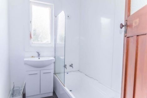 Photo of property in 1 York Street, Dannevirke, 4930