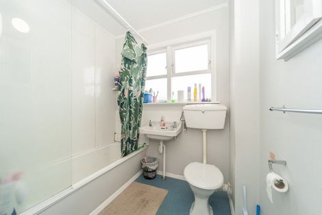 Photo of property in Wellway Flats, 45 Mcparland Street, Ebdentown, Upper Hutt, 5018