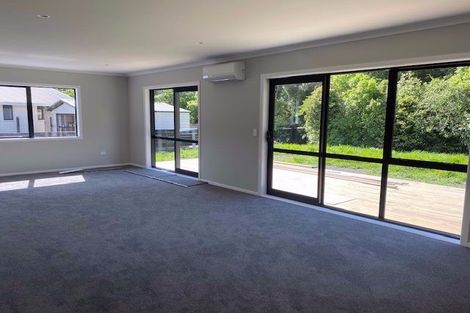Photo of property in 28 Millhaven Place, Otaki, 5512