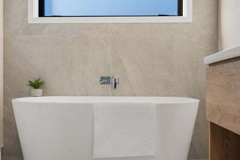 Photo of property in 7 Travertine Street, Cromwell, 9310