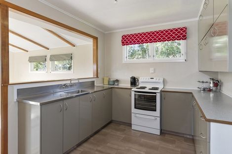 Photo of property in 9 East Road, Shannon, 4821