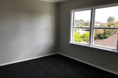 Photo of property in 1/32 Simkin Avenue, St Johns, Auckland, 1072