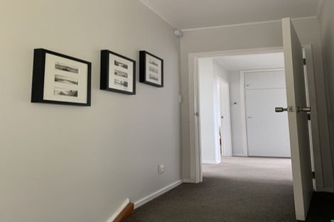 Photo of property in 16 Samuel Place, Queenwood, Hamilton, 3210